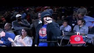 Eminem sorprende a todo el mundo en el estadio de Detroit Pistons