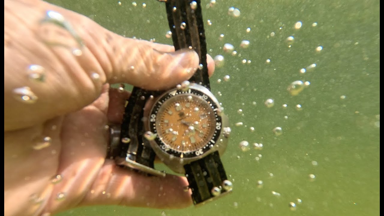 Diver Ready Legibility: Clarity in the water