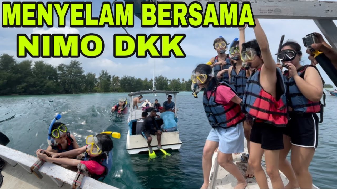 KESERUAN KITA SNORKELING DI KARIMUNJAWA