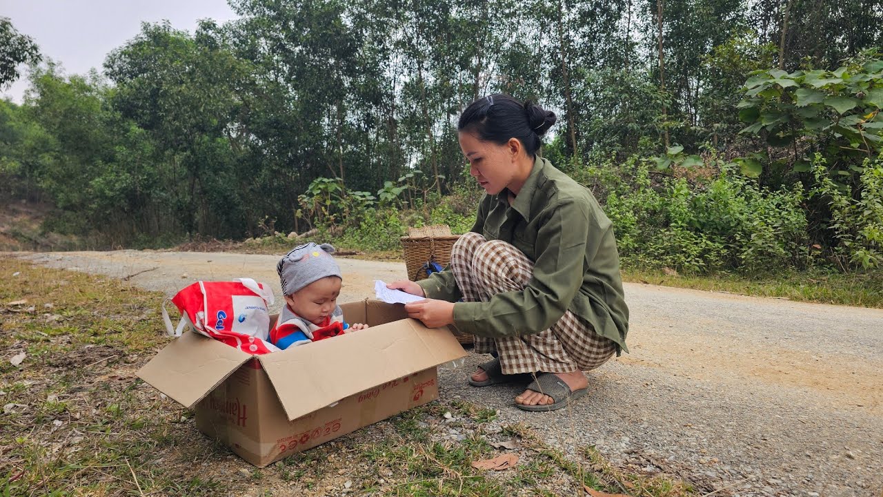 A poor woman and an abandoned baby wander aimlessly with no place to go.
