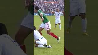 Carlo Costly ante Mexico en el Olimpico