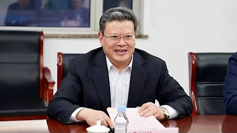 传深圳书记孟凡利升福建省长， 赵龙担任山西书记；政策松绑止血，中国楼市难言转势；开发商决定推迟公寓销售，直到政府放松楼市调控措施；中国计划放宽跨境数据安全控制：华尔街网报20230929 - 天天要闻