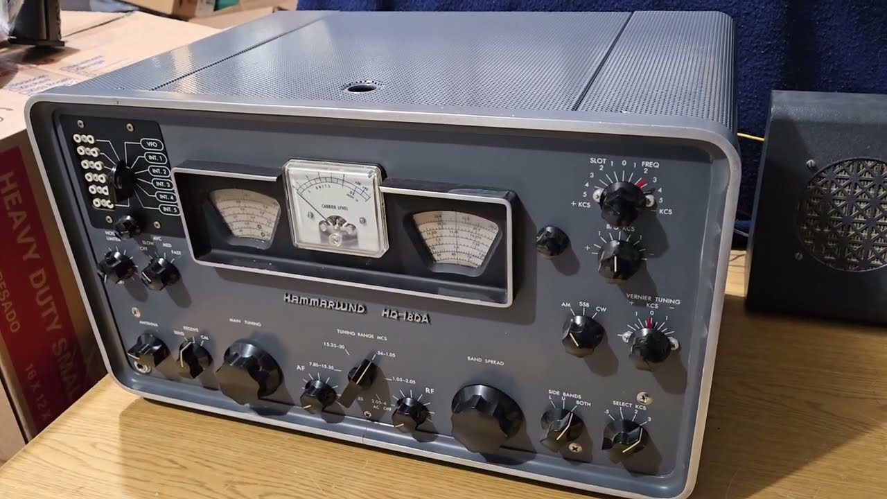 Hammarlund HQ-180AX Communications Receiver - YouTube
