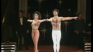 Y Circus Aerial Spinning Perch Act - Red Thong