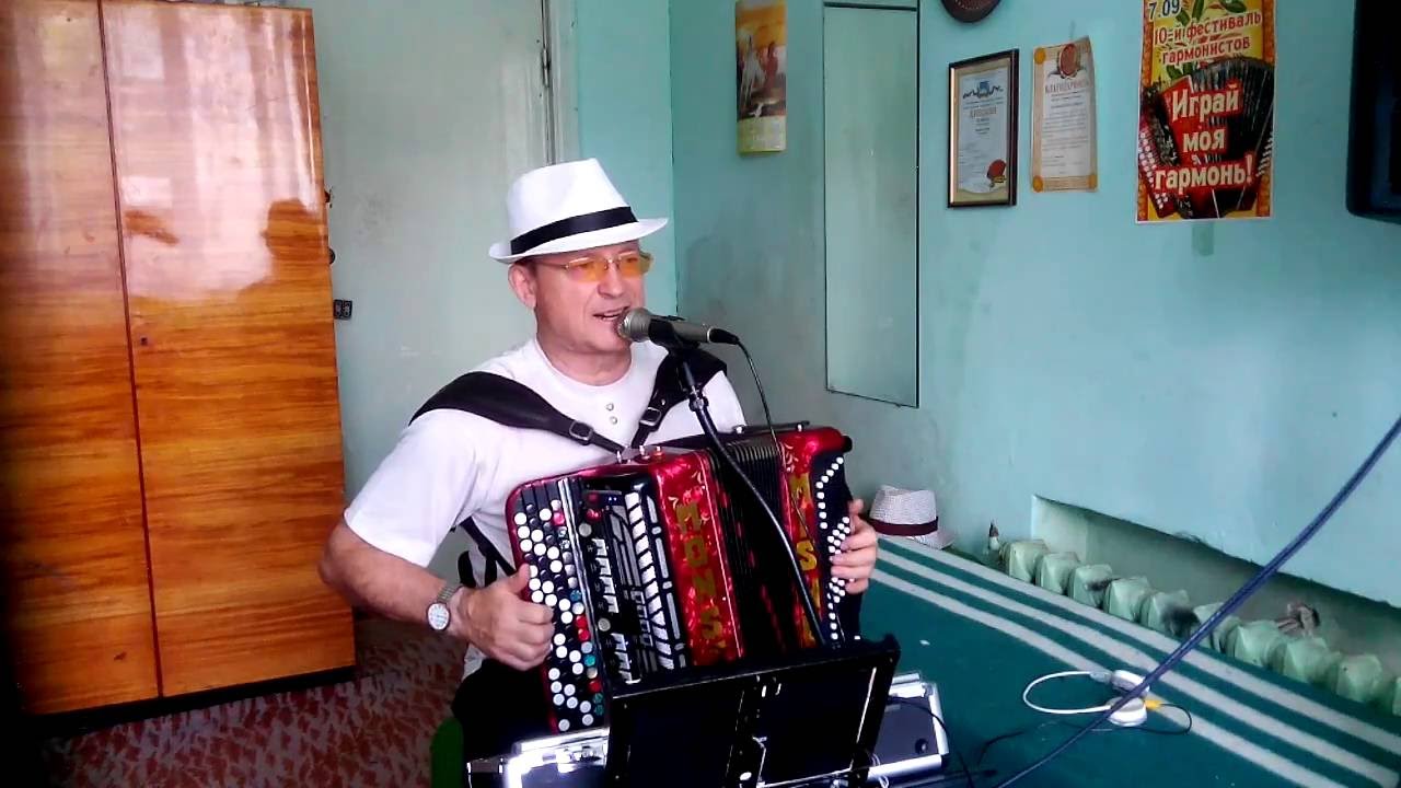 КНОПОЧНАЯ ГАРМОНЬ-БАЯН МИДИ-СИНТЕЗАТОР -1 - YouTube