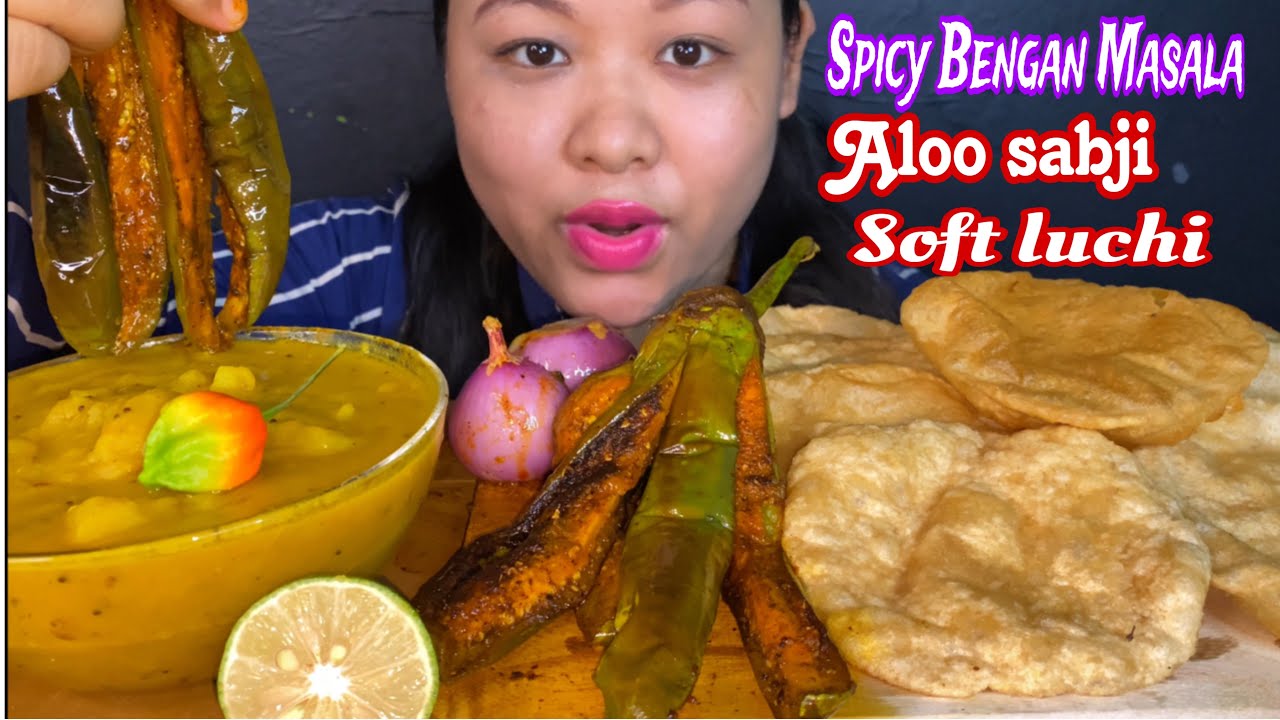 FULL BOWL OF ALOO KI SABJI WITH  LOT’S OF LUCHI/PURI, SPICY BENGAN MASALA MUKBANG | BIG BITES | ASMR
