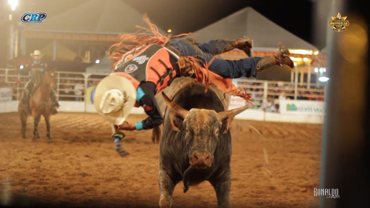 Rodeio de Ribeirão do Sul 2018 - SEXTA FEIRA / MELHORES TOUROS cavalos de raça