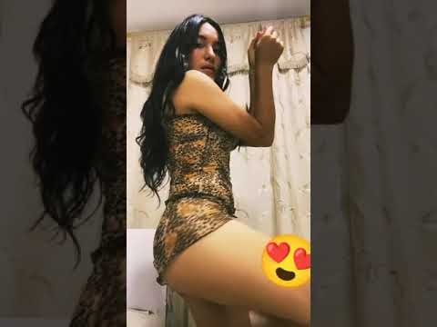 hermosa flaquita bailando