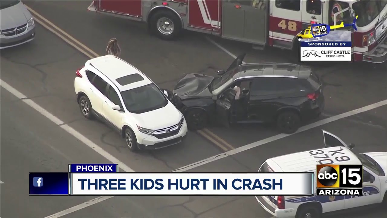 Three kids hurt in crash near 43rd Avenue and Happy Valley Road - YouTube