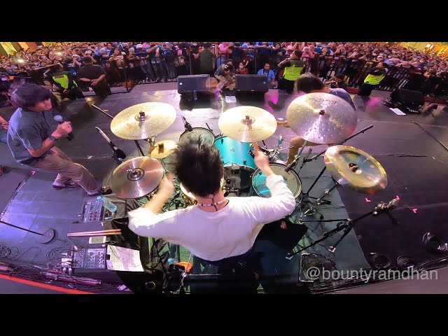 SHEILA ON 7 - MELOMPAT LEBIH TINGGI (DRUMCAM LIVE AT TRANS STUDIO CIBUBUR 2022) BOUNTY RAMDHAN class=