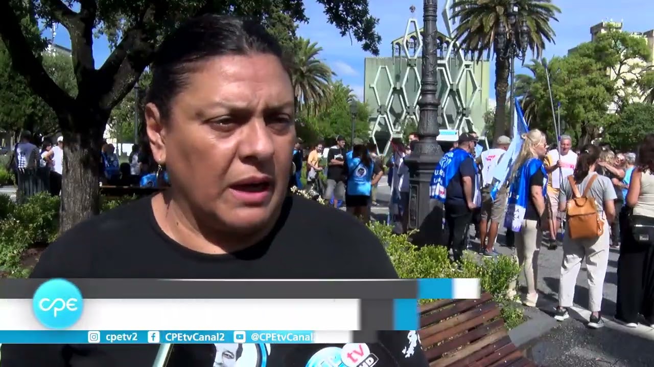 Gremios estatales marcharon por una compensación