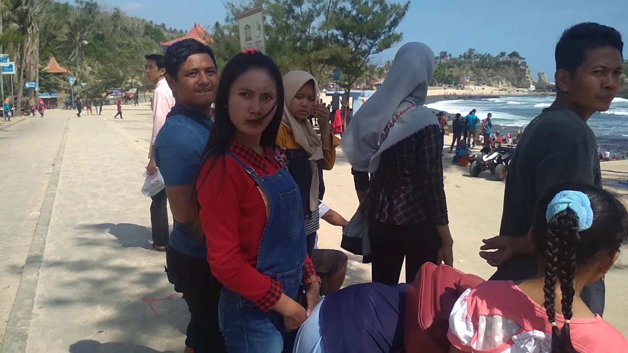 jalan jalan di pantai klayar pacitan jatim - YouTube