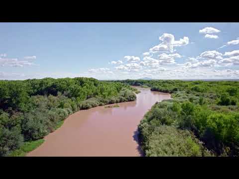 Видео: Los Lunas Bosque Wet and Dry