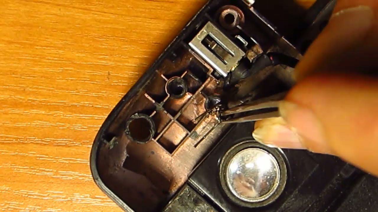 Как отремонтировать корпус ноутбука. Ремонт корпуса ноутбука Lenovo