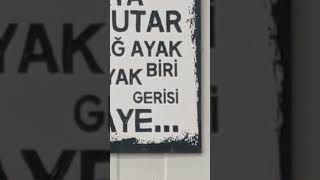 İnsanı İki Şey Ayakta Tutar