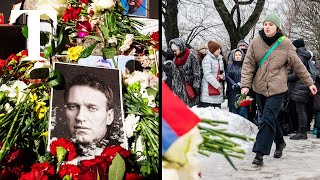 Navalny supporters defy police at St Petersburg memorial