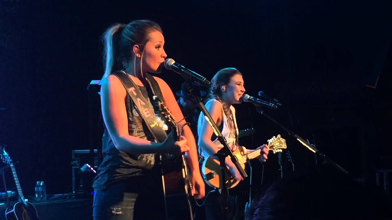 Maddie & Tae - Shut Up and Fish