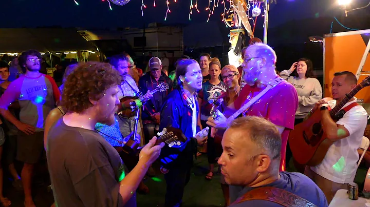 Billy Strings and Joe Singleton at Grillbillies at...