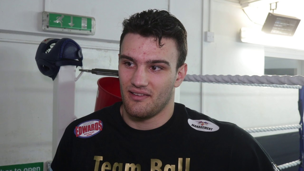 TYSON FURY IS THE BEST HEAVYWEIGHT IVE SPARRED BY MILES! - YOUNG