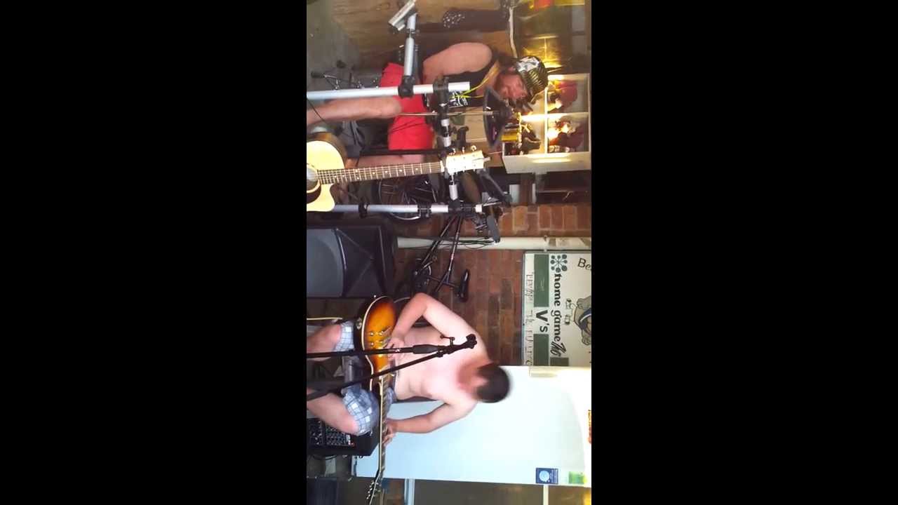 Zac Blunt, Les Jobson andTony jammin