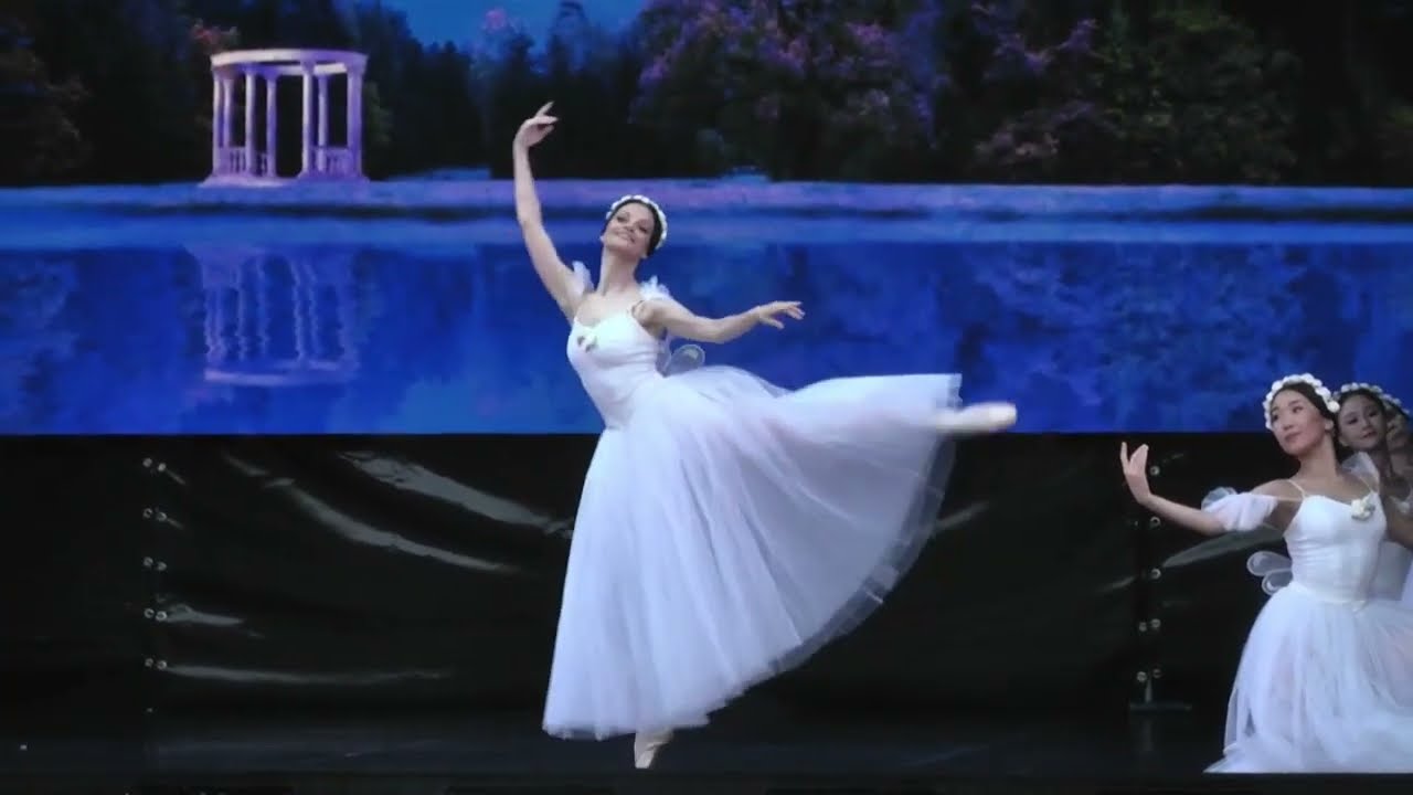 ワルツ第11番「レ・シルフィード」（ショピニアーナ）シャキロワ、サーリナ、Ballet 