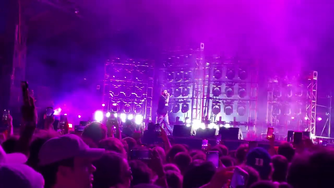 Post Malone "I Like You" Live 1st Performance  