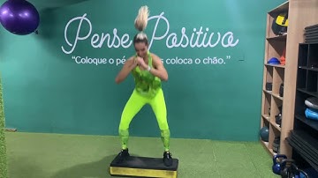 AGACHAMENTO COM SALTO STEP