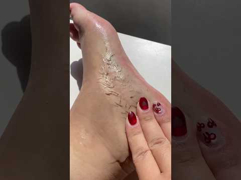 Fair Feet Tips | Clean Feet Dirt & Dead Skin | Remove Suntan #pedicure #shortsyoutube #shorts