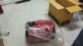 UNBOXING HONDA EU22I 2200WATTS INVERTER GASOLINE GENERATOR