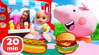 Peppa Pig e a Boneca Baby Born Alive no Quiosque de Fast Food! Vídeo infantil para meninas
