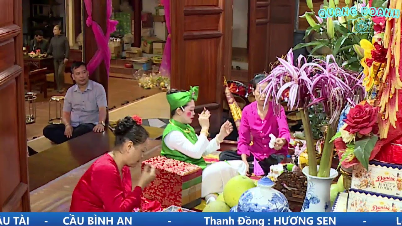 Thanh đồng Ngô hương sen loan giá phụng hành tín ngưỡng thờ Mẫu