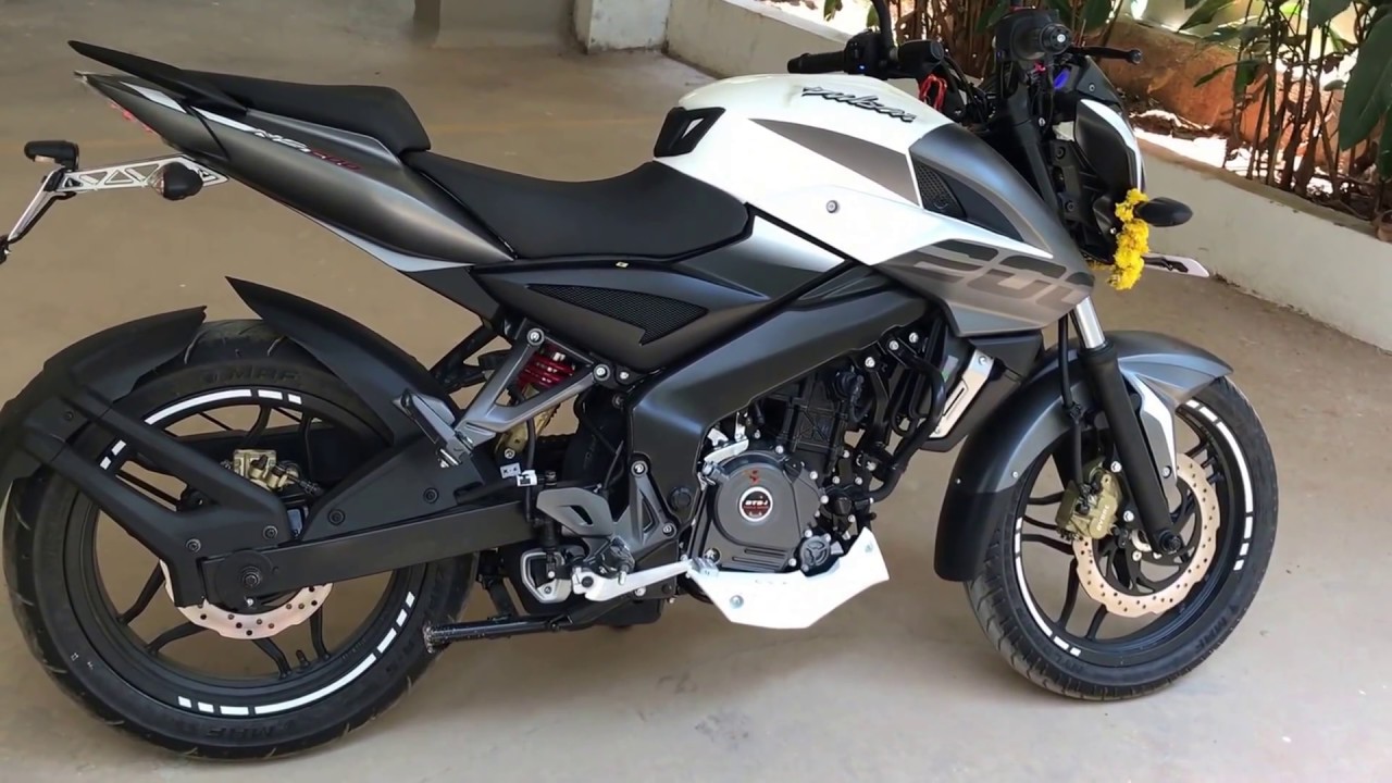 Pulsar 200 Ns 2017 Review Video White Color Youtube