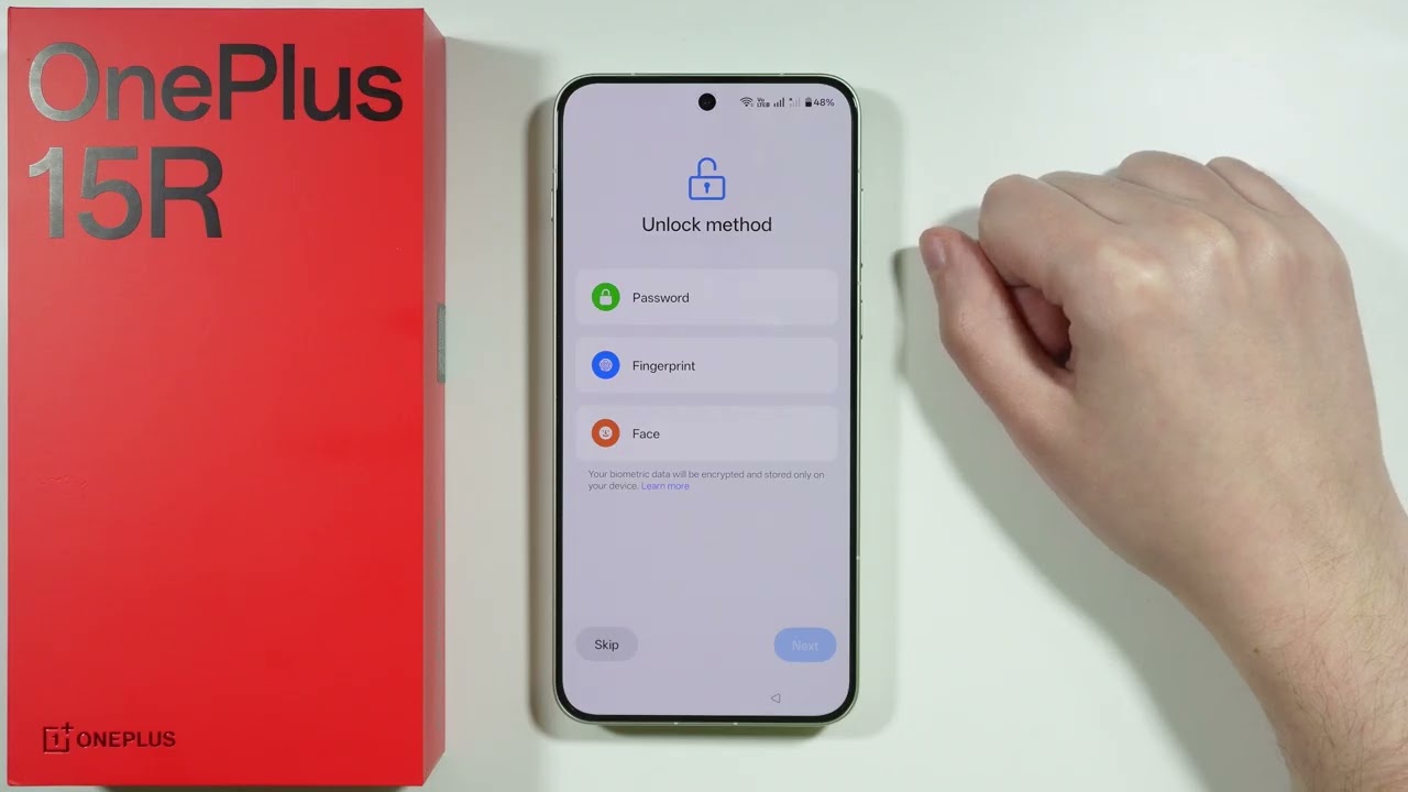 OnePlus 15R: Как выполнить первоначальную настройку (первую конфигурацию)