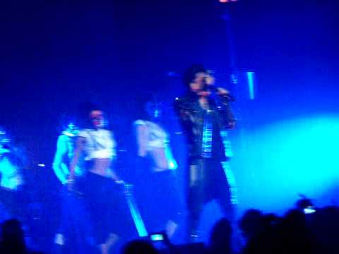 Adam Lambert 6/4 Wilkes Barre, PA Strut