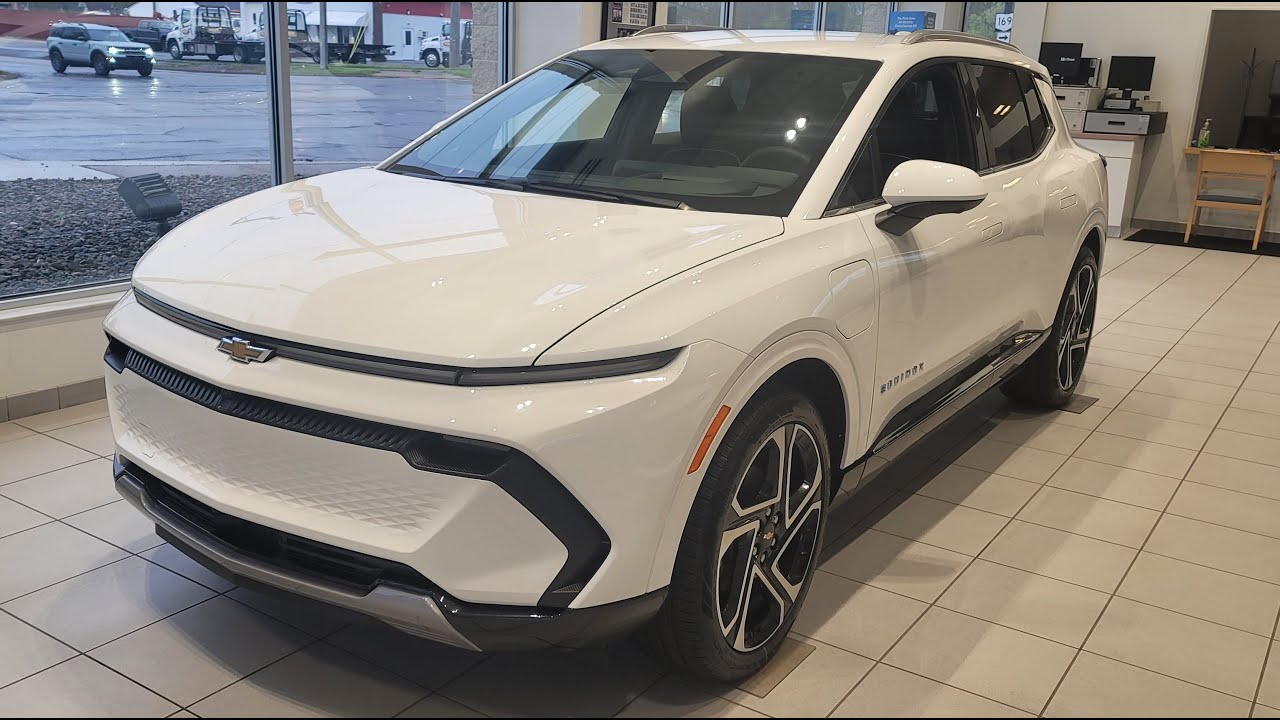 25407 - 2025 Chevrolet Equinox EV LT at Diane Sauer Chevrolet