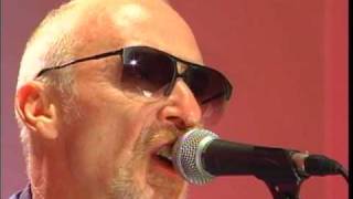 Temporary Beauty performed by Graham Parker chords