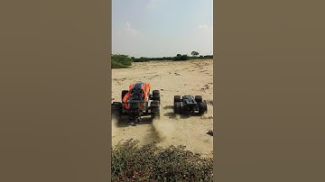 Traxxax x maxx vs JLB Cheetah RC Car