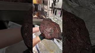 Look at that Brisket wiggle!😍 What do you think the best cut on a brisket is⁉️ #brisket #yummy