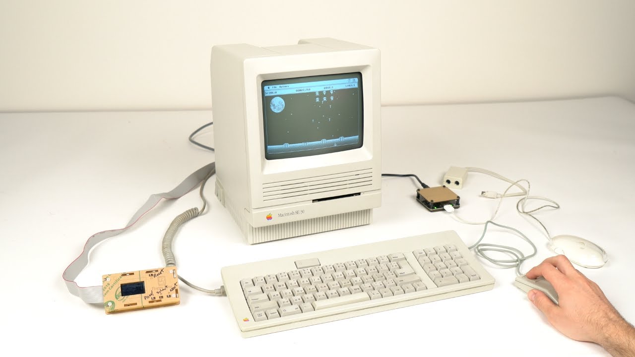Apple Macintosh SE/30 本体 My New Old Apple Macintosh SE/30 Computer