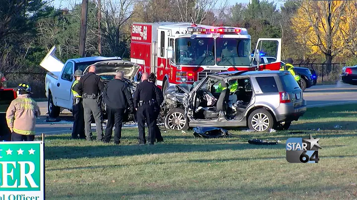 Five hurt in Warren County crash, including off-du...