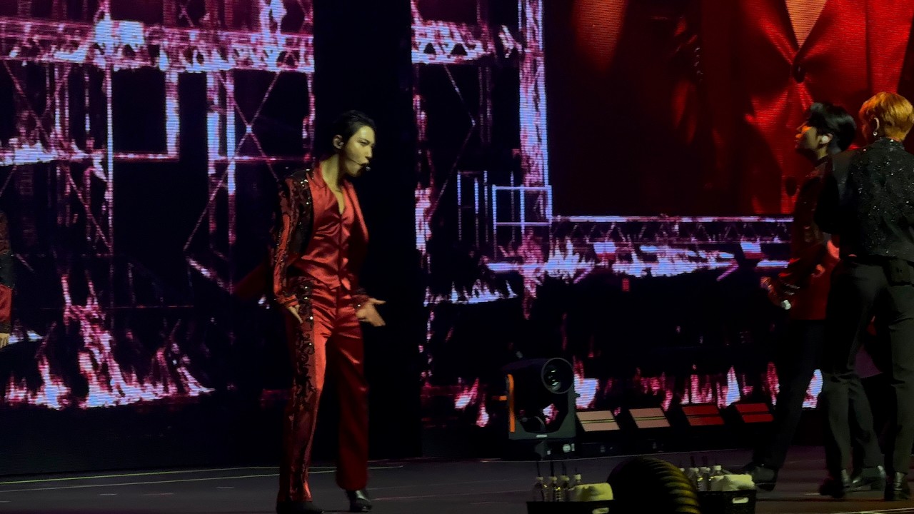 ATEEZ[IN YOUR FANTASY] in Baltimore - Intro + BOUNCY (K-HOT CHILI PEPPERS) + Fireworks (I'm The One)