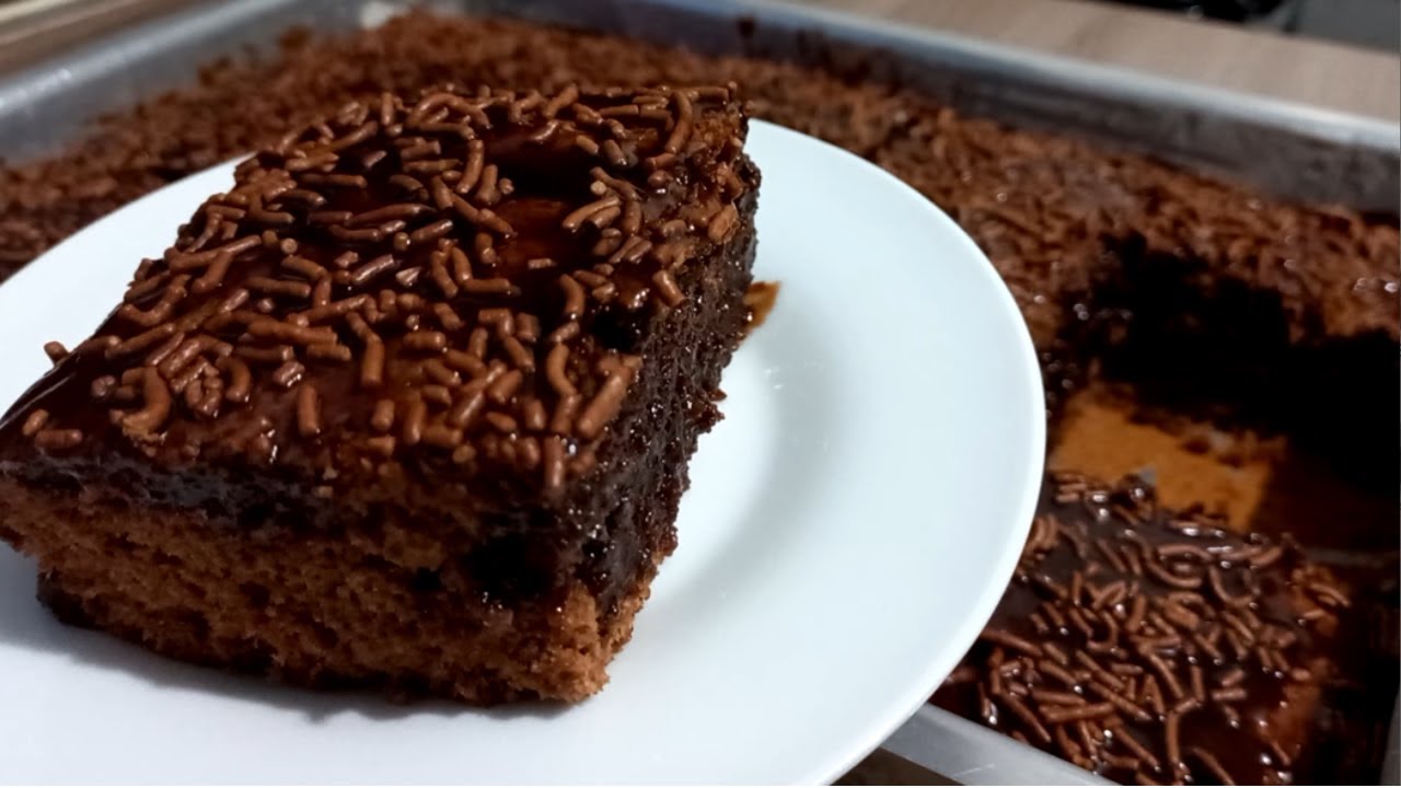 RECEITA DE BOLO DE CHOCOLATE / NEGA MALUCA / TAMANHO FAMÍLIA SUPER FÁCIL E FOFINHO😋Receitas da SISSI