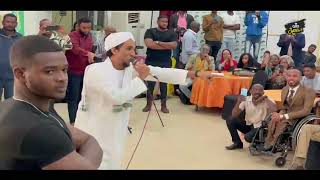 ‏ حفلة السودان ￼￼ أغنية انتي تبري من الالم ￼