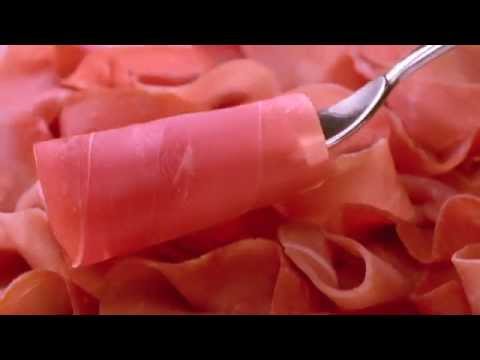 Video: Parmesan Və Prosciutto Ilə Toyuq Filesi