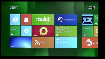 Building Windows 8, Signing In With Live ID