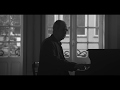 Miniature de la vidéo de la chanson Incomplete