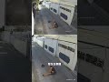 電線沒收⚠️騎士直接被「鎖喉甩飛」頸部骨折💥😱#重大疏失 #工程問題 #交通安全 #車禍現場 #機車事故 #危險道路 #新聞事件 #真實案例 #注意安全 #事故