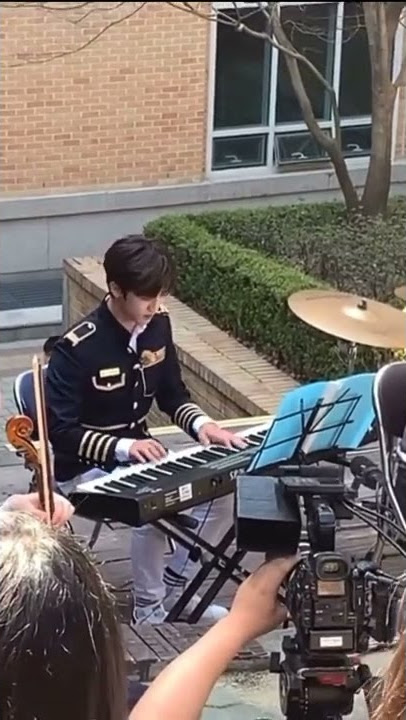 NCT Na Jaemin - River Flows In You Piano (FanCam)