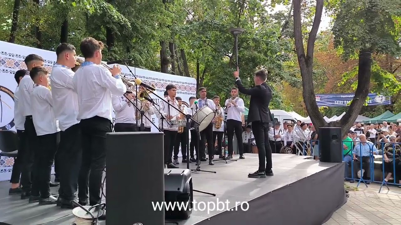 Fanfara SLOBOZIA Junior din jud. Vaslui, la Festivalul 