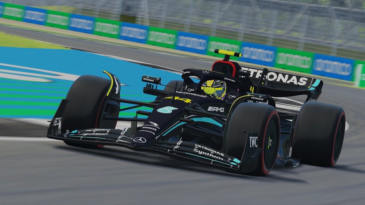 Lewis Hamilton at Silverstone - Onboard Lap | Assetto Corsa - YouTube